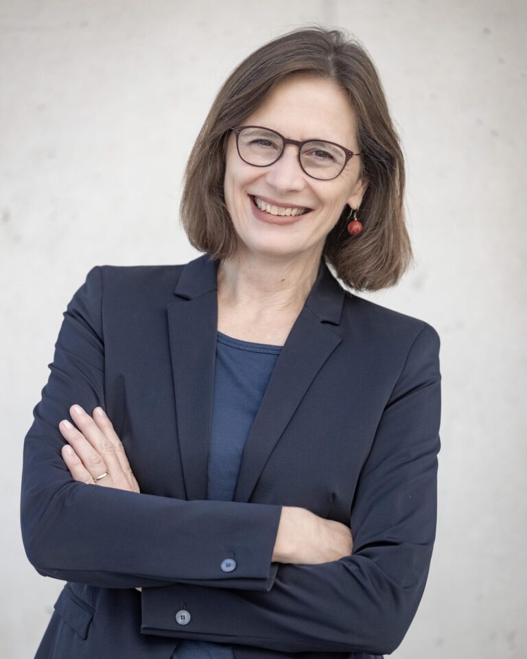 Karin Hofer